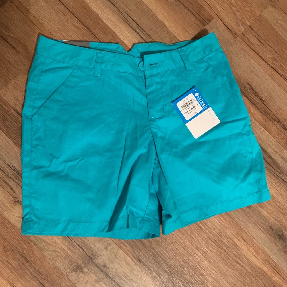 Columbia Shorts NWT
